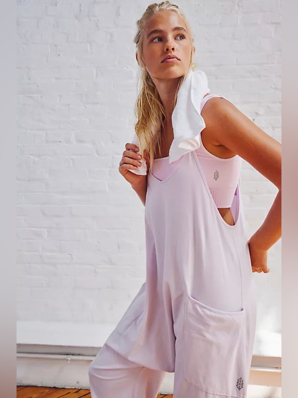 FREE PEOPLE MOVEMENT HOT SHOT ONESIE - ROSE QUARTZ - Picture 4 of 8